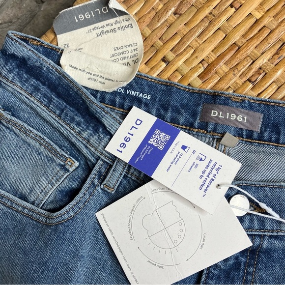 DL 1961 Emilie Straight - Ultra High-Rise Vintage - Picture 7 of 9